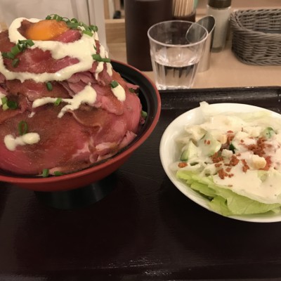 ローストビーフ丼