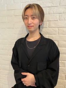 ASSISTANT中村 勇介